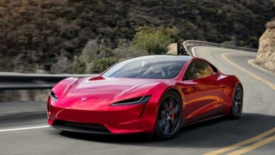 Компания Tesla работает над новой моделью электрокара - Tesla Roadster