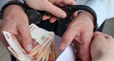 Следователю полиции из Петербурга назначили 8 лет колонии за взятку